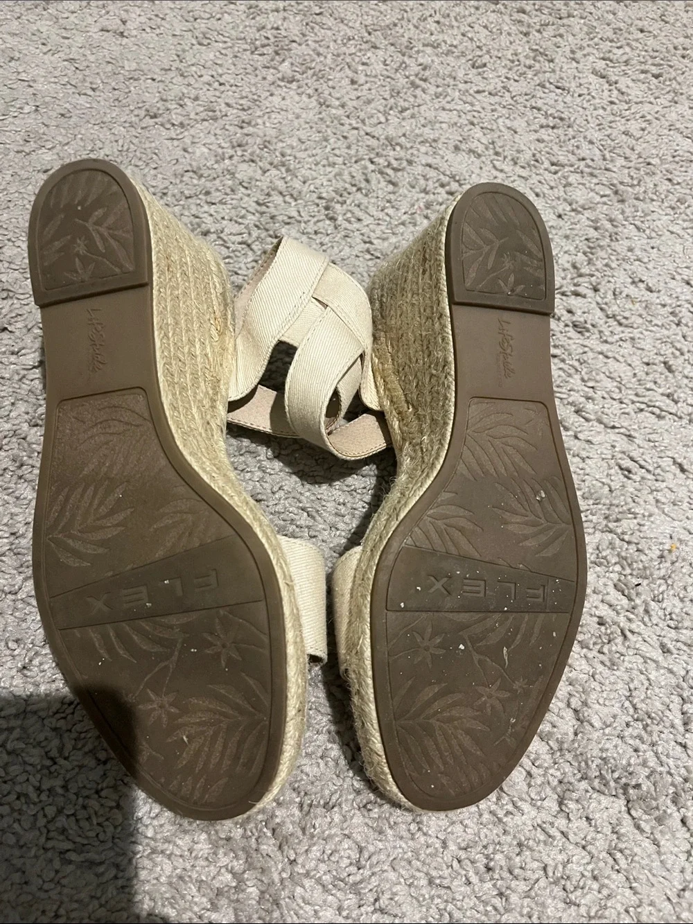 Life Stride comfortable wedge